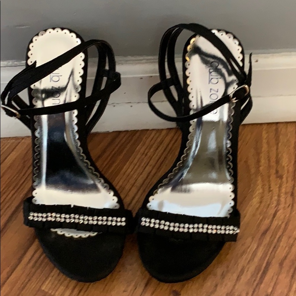 Club zone high heels